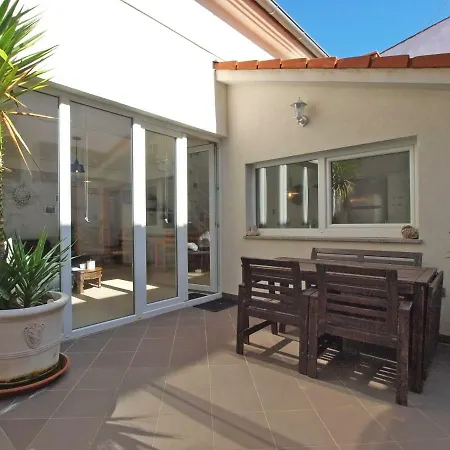 House Kada 1572 Tatil Evi Pula