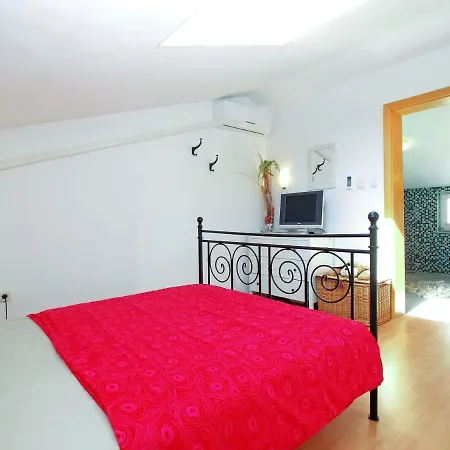 Дом отдыха House Kada 1572