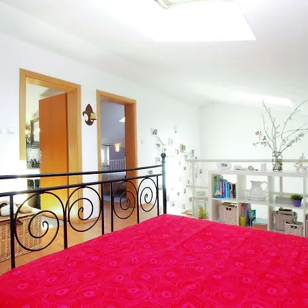 Дом отдыха House Kada 1572 *