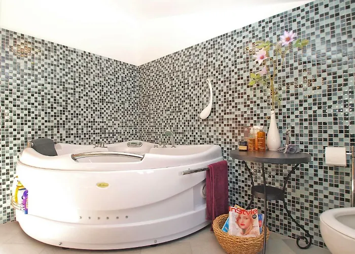 House Kada 1572 펜션 풀라