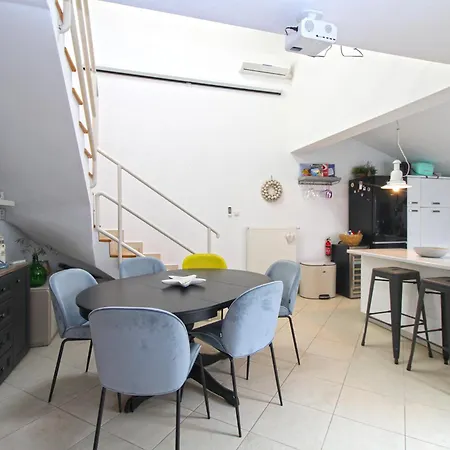 House Kada 1572 Holiday home *