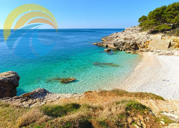 House Kada 1572 펜션 풀라