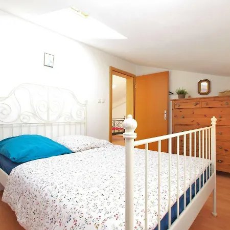 House Kada 1572